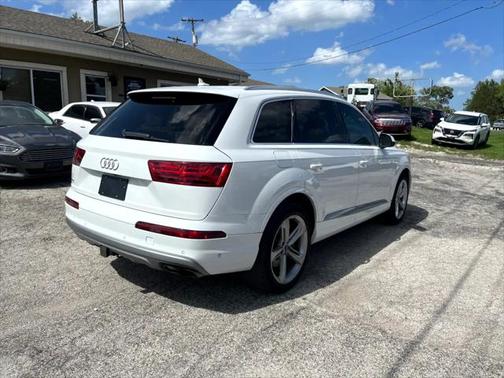 2019 Audi Q7 55 Prestige