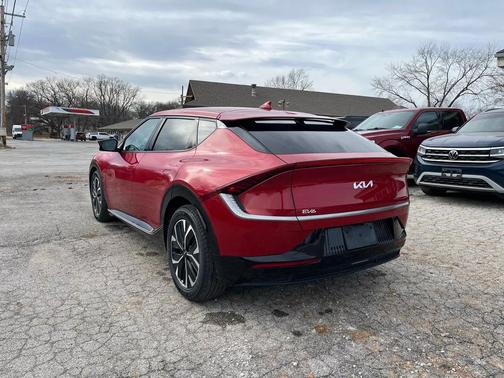 2022 Kia EV6 Wind