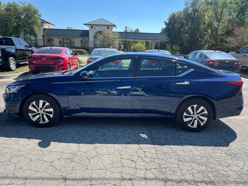 2021 Nissan Altima S FWD