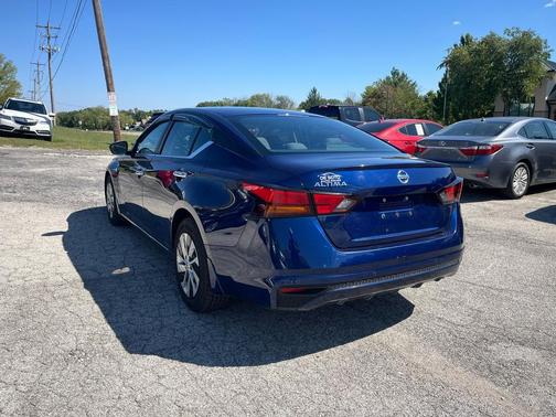 2021 Nissan Altima S FWD