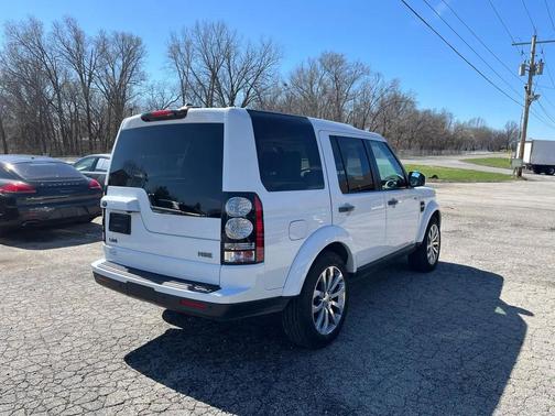 2016 Land Rover LR4 Base