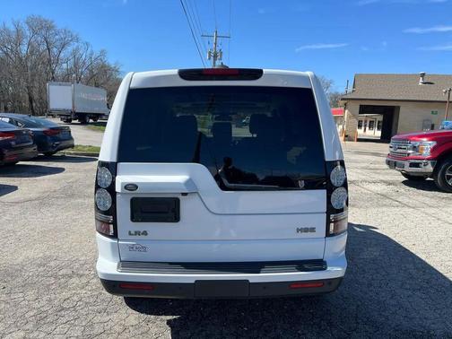 2016 Land Rover LR4 Base