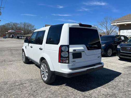 2016 Land Rover LR4 Base