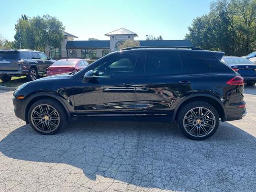 2017 Porsche Cayenne S