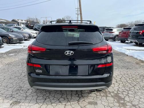 2019 Hyundai TUCSON SE
