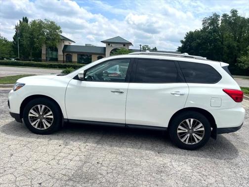2019 Nissan Pathfinder S