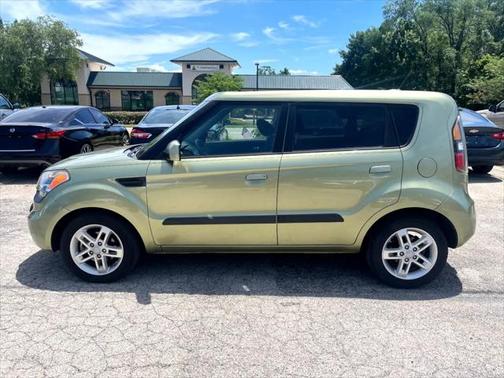 2010 Kia Soul +