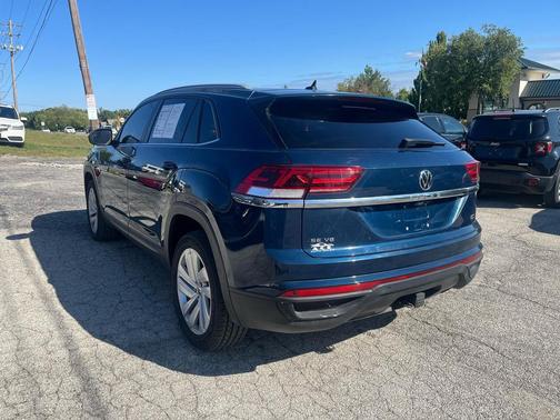 2022 Volkswagen Atlas Cross Sport 3.6L V6 SE w/Technology