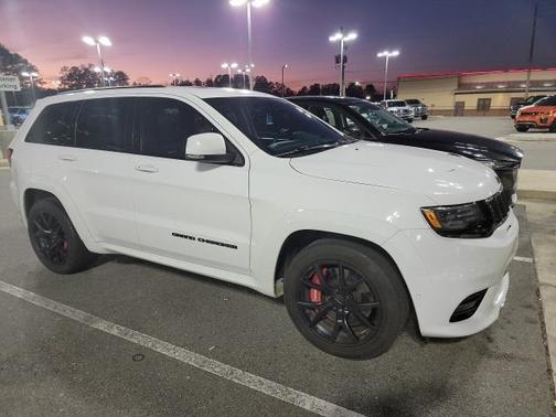 Photo 2 of 13 of 2018 Jeep Grand Cherokee SRT