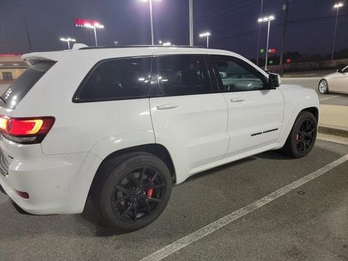 Photo 3 of 13 of 2018 Jeep Grand Cherokee SRT