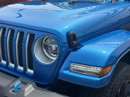 2022 Jeep Wrangler Unlimited 4xe Sahara