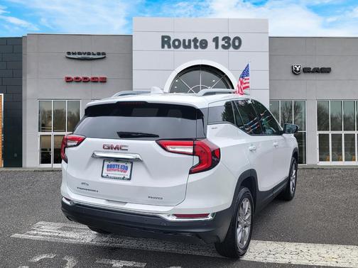 2022 GMC Terrain SLT