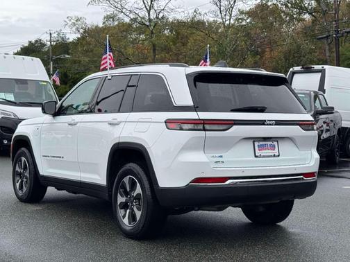2023 Jeep Grand Cherokee 4xe Base