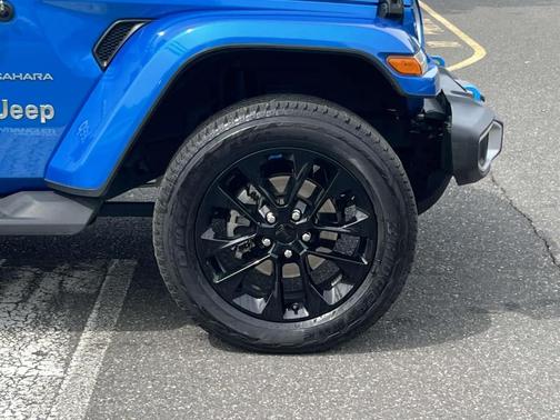 2022 Jeep Wrangler Unlimited 4xe Sahara