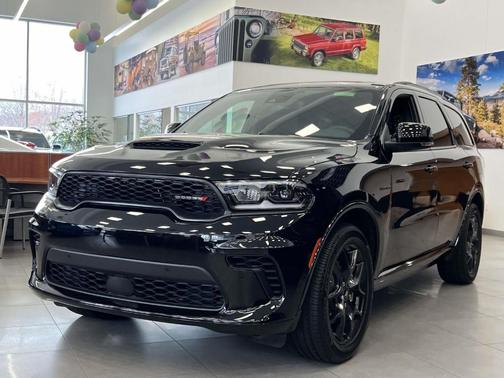 DB Black Clearcoat 2026 Dodge Durango GT HEMI V8