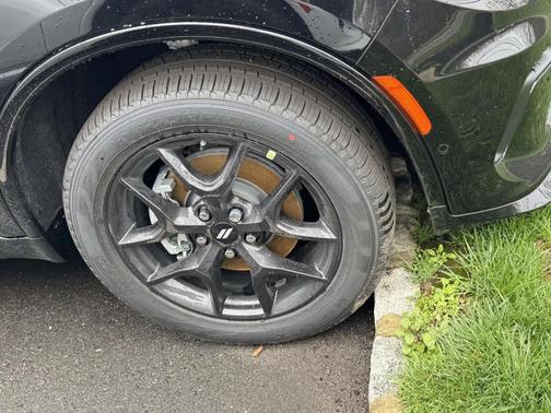 DB Black Clearcoat 2026 Dodge Durango GT HEMI V8