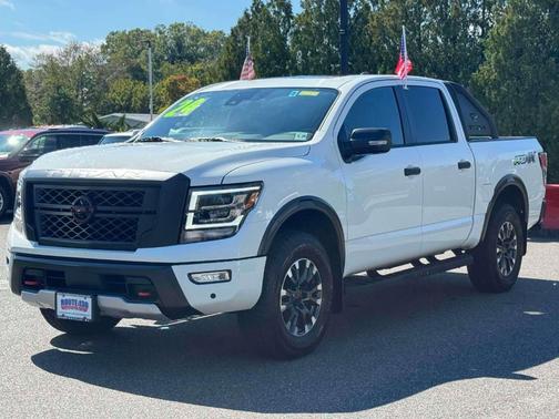 2024 Nissan Titan PRO-4X