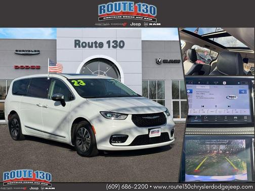 2023 Chrysler Pacifica Hybrid Limited