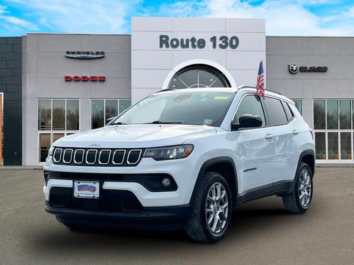 2022 Jeep Compass Latitude Lux