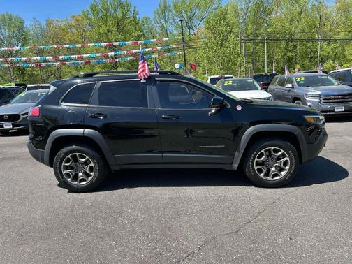 2022 Jeep Cherokee Trailhawk