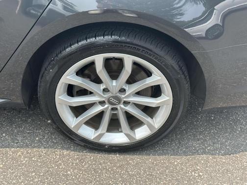 2019 Audi A4 2.0T Premium Plus