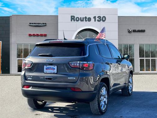 2023 Jeep Compass Latitude Lux