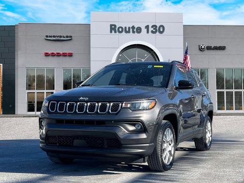 2023 Jeep Compass Latitude Lux