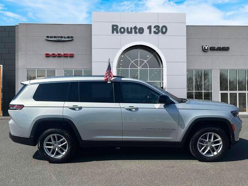 2021 Jeep Grand Cherokee L Laredo