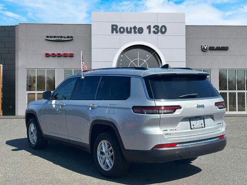 2021 Jeep Grand Cherokee L Laredo