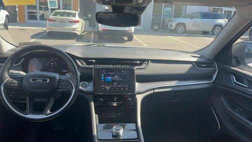 2021 Jeep Grand Cherokee L Laredo
