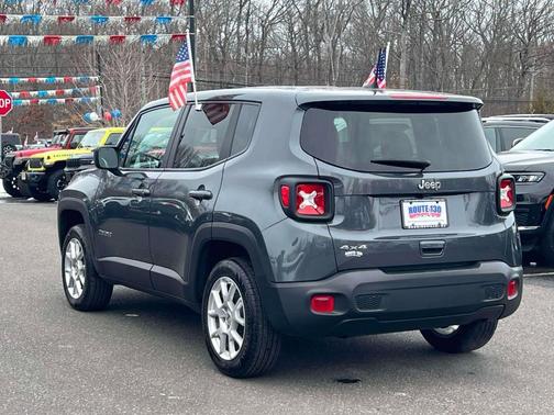 2023 Jeep Renegade Latitude