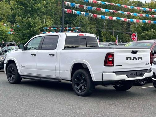 Bright White Clearcoat 2027 RAM 1500 Big Horn
