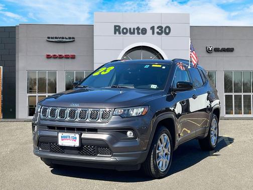 2023 Jeep Compass Latitude Lux