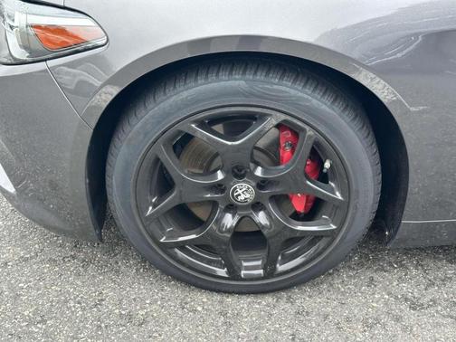 2022 Alfa Romeo Giulia Ti