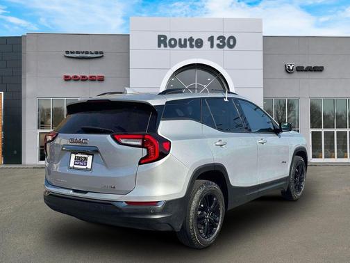 2022 GMC Terrain AT4