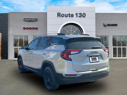 2022 GMC Terrain AT4