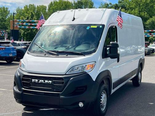 Bright White Clearcoat 2026 RAM ProMaster 2500 High Roof