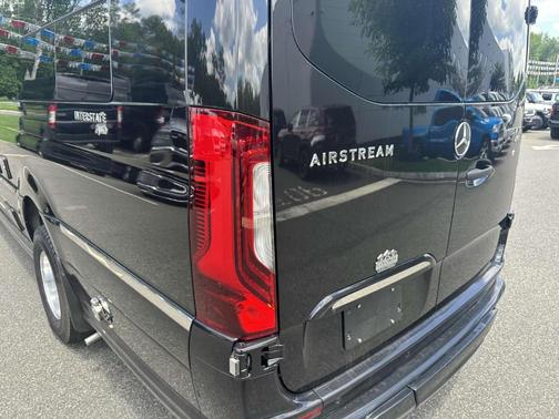 2022 Mercedes-Benz Sprinter 3500XD High Roof