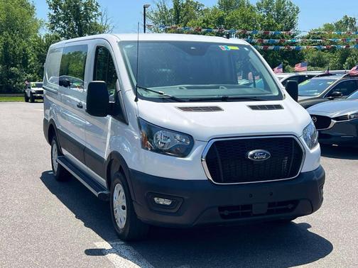 Oxford White 2025 Ford Transit-250 T-250 130 LOW RF 9070 GVWR