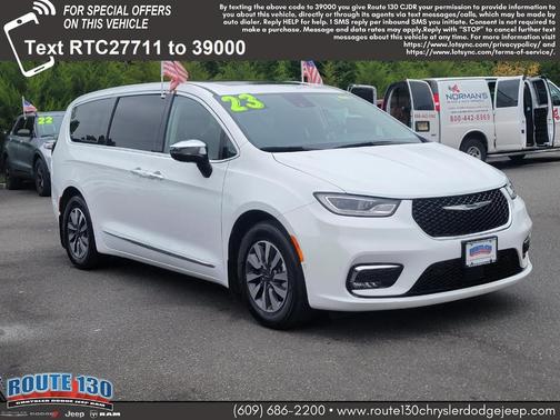 2023 Chrysler Pacifica Hybrid Limited