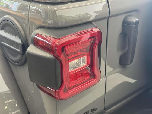 2022 Jeep Wrangler Unlimited Rubicon 392