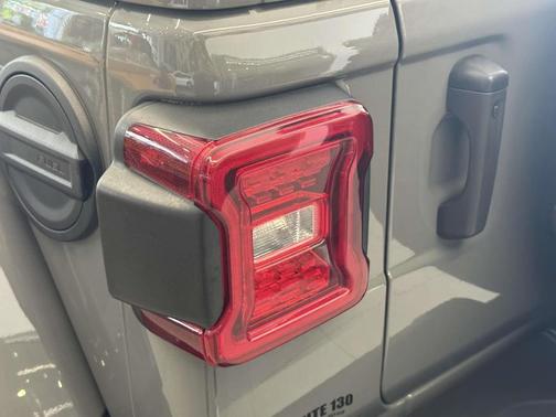 2022 Jeep Wrangler Unlimited Rubicon 392