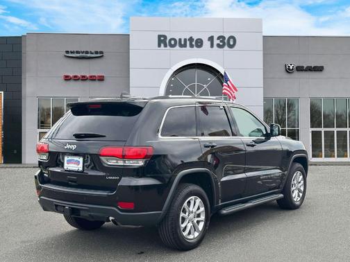 2021 Jeep Grand Cherokee Laredo