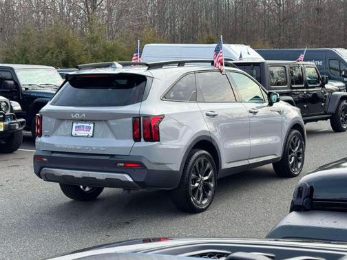 2022 Kia Sorento X-Line EX
