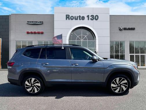 2024 Volkswagen Atlas 2.0T SE