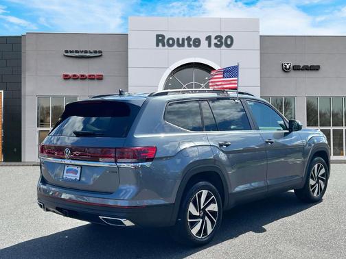 2024 Volkswagen Atlas 2.0T SE