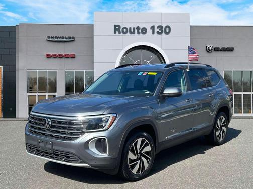 2024 Volkswagen Atlas 2.0T SE