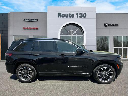 2022 Jeep Grand Cherokee Overland