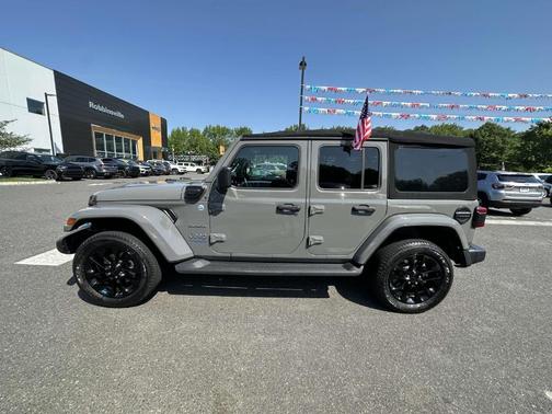 2022 Jeep Wrangler Unlimited 4xe Sahara