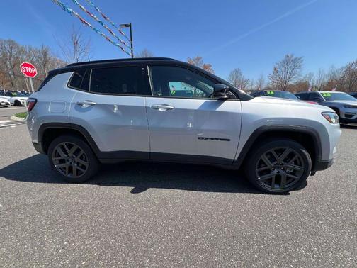 Silver Zynith 2026 Jeep Compass Limited